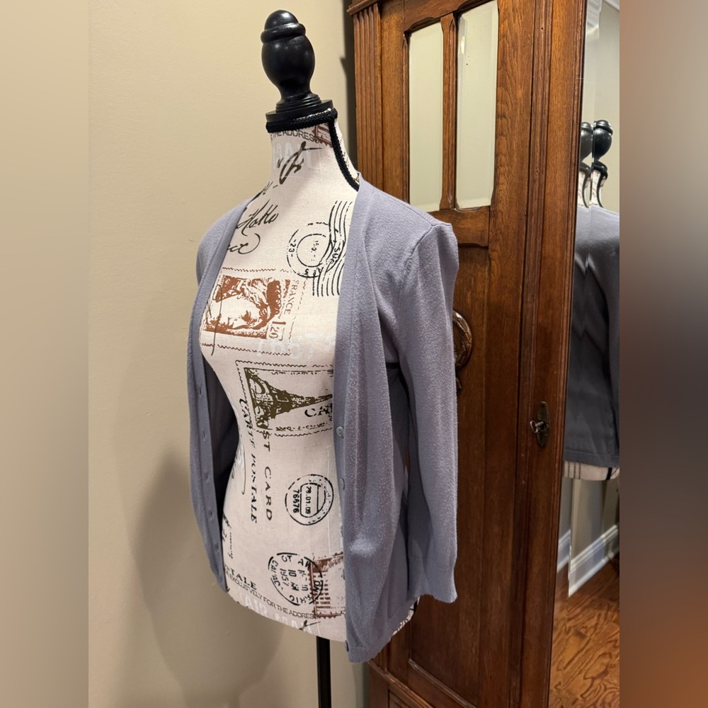 Gray Cardigan - Picture 2 of 4